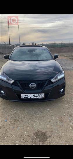 Nissan Maxima